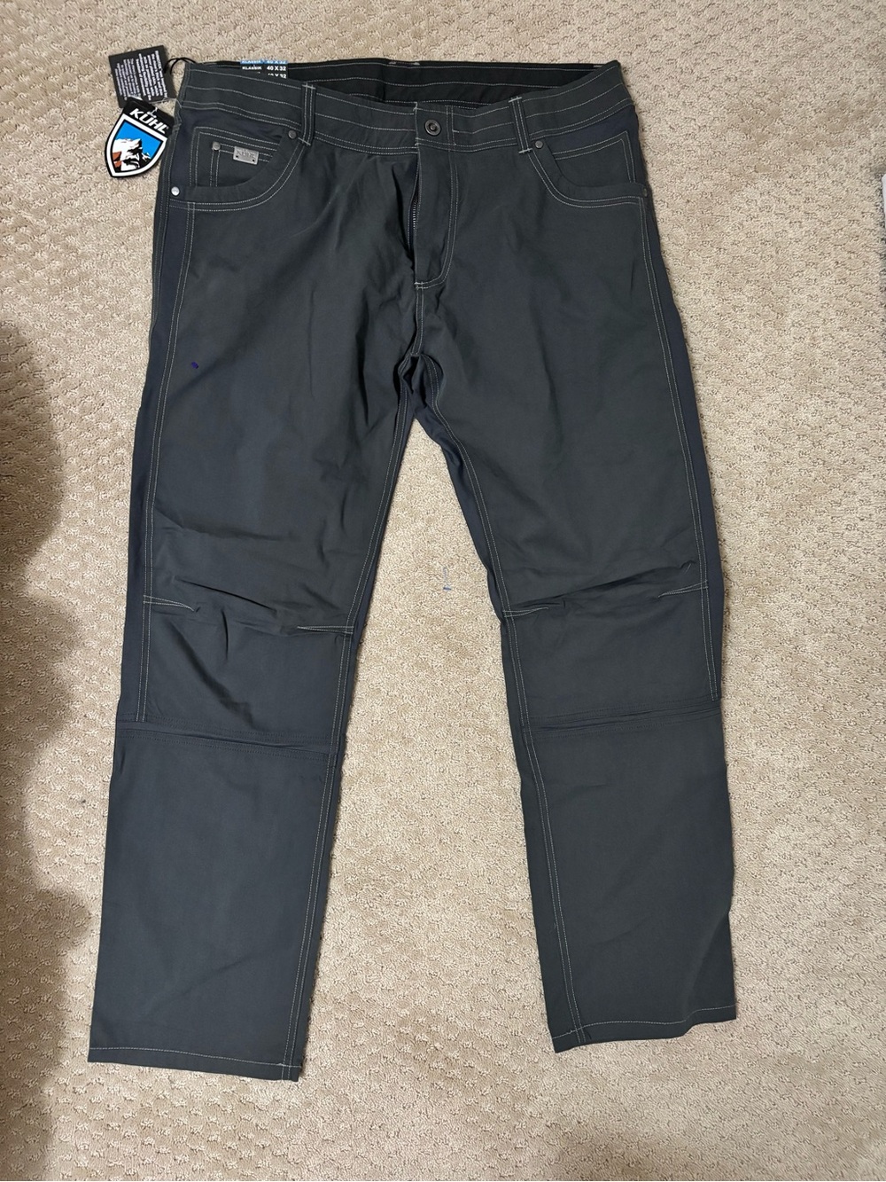 Kuhl Men's Black Cargo Pants with Articulated Knees